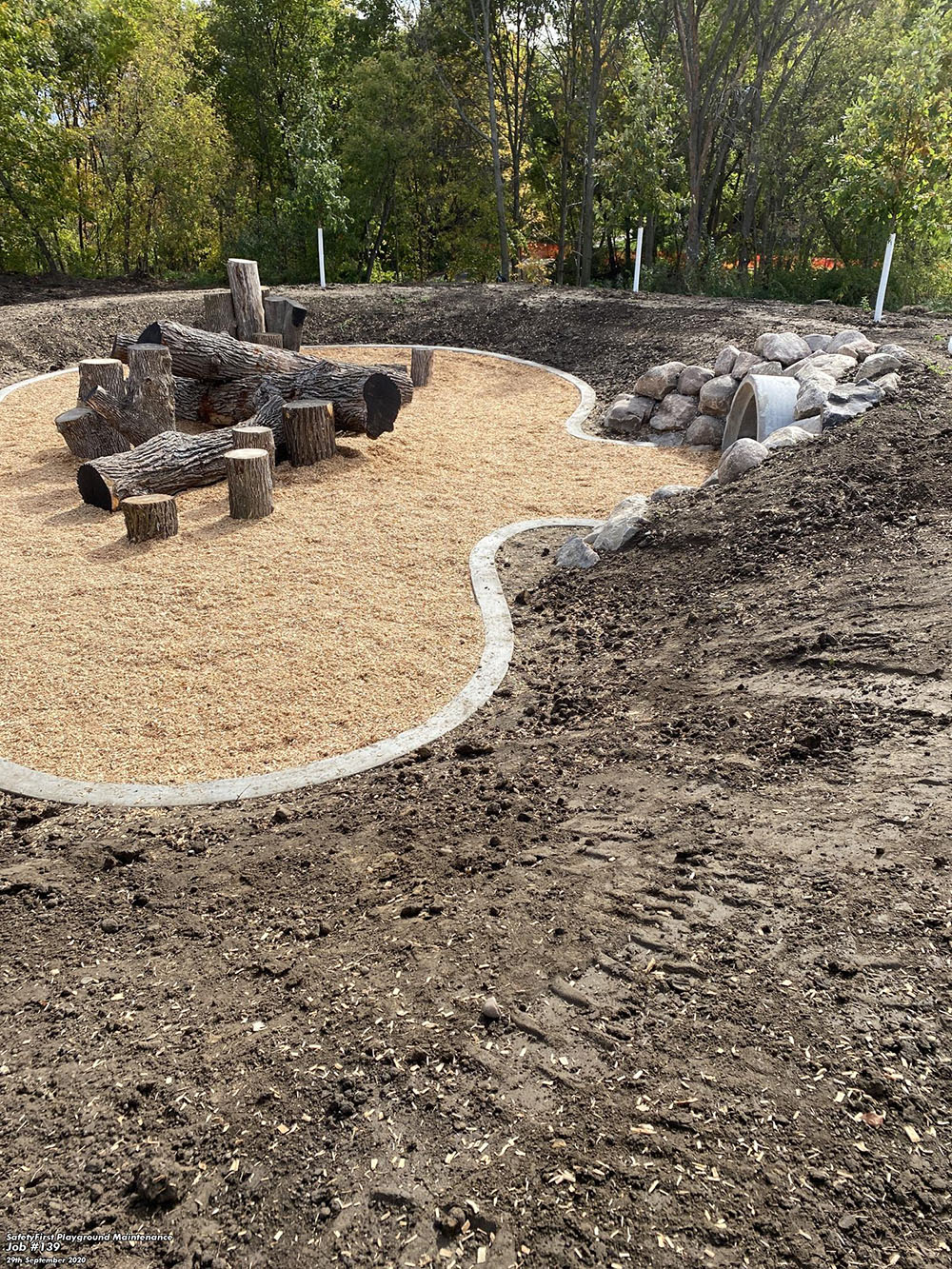 Local material for sustainable Natural Park Playground